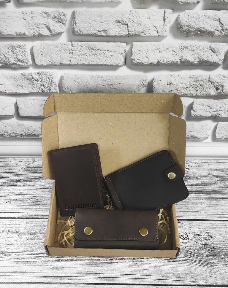 Подарунковий набір DNK Leather №7 (Затиск + обкладинка на права, ID паспорт + Ключниця) коричневий